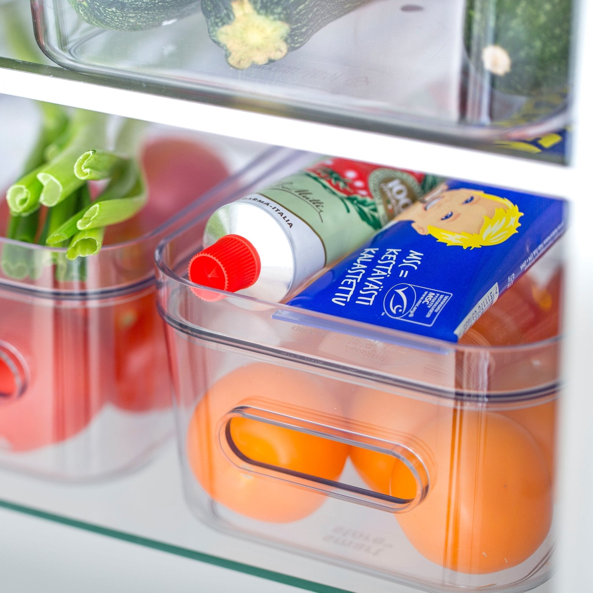 Caja pequeña apilable con tapa para almacenamiento en la nevera