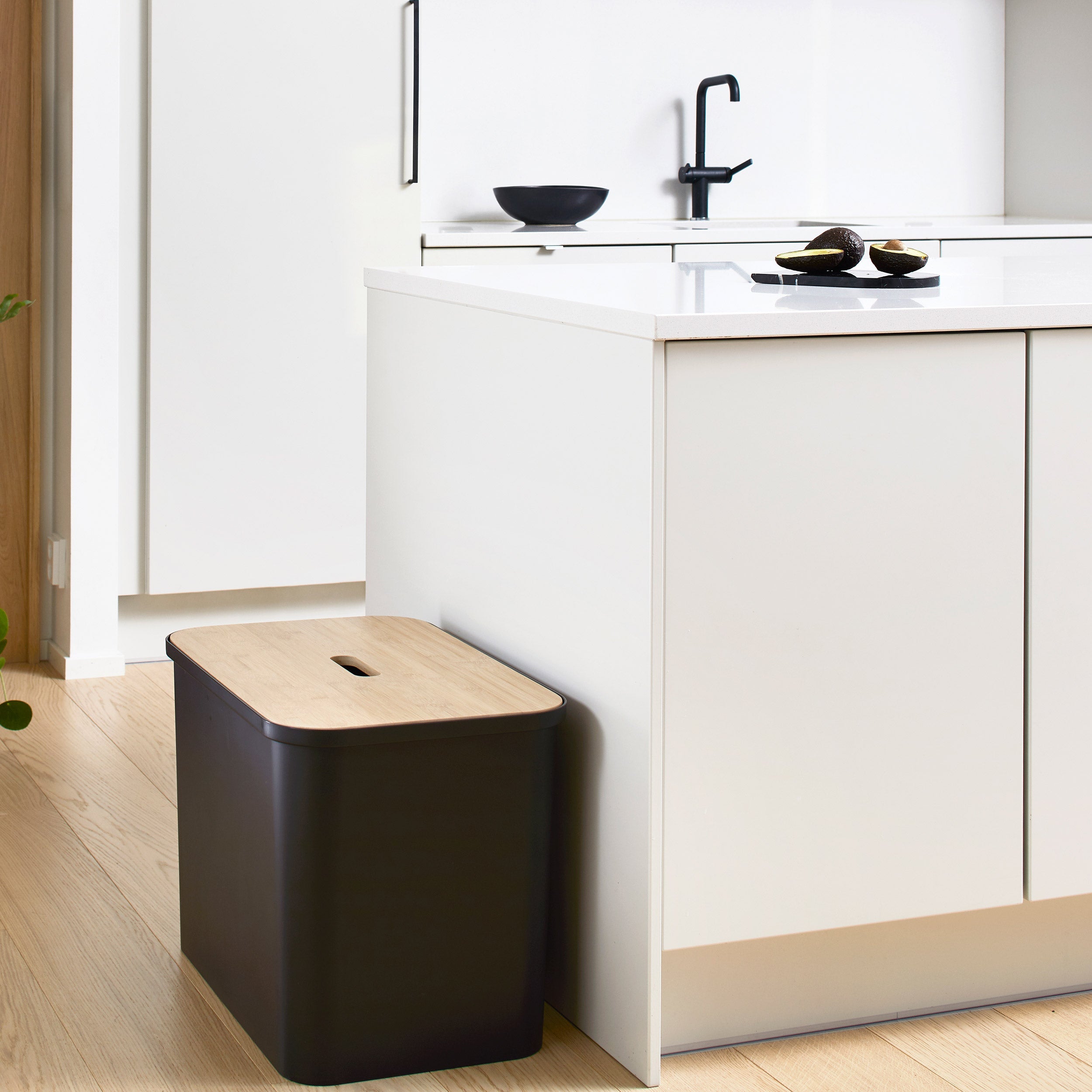 Cubo de reciclaje de 76 L